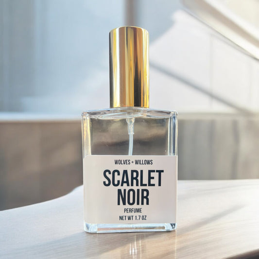 Scarlet Noir Extrait De Parfum